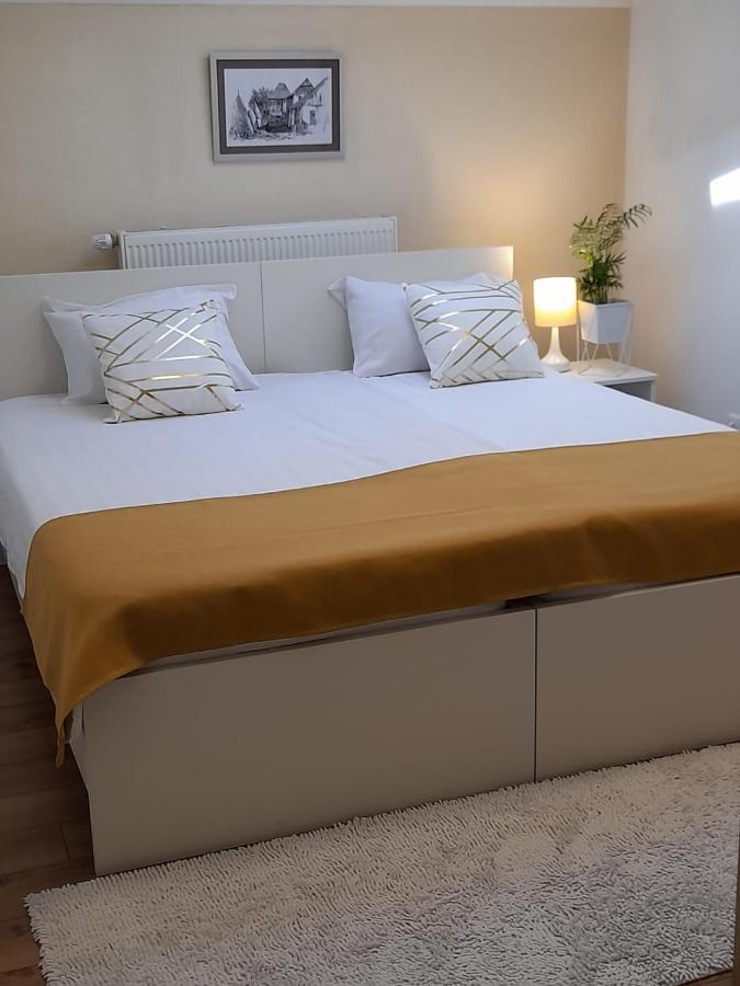 Elite Apartment Jasmina Біхач Екстер'єр фото